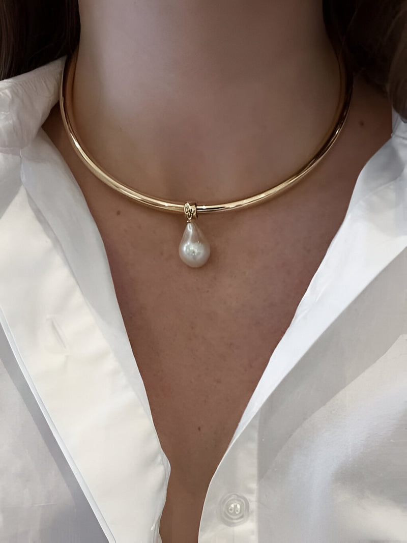 Pearl Charm Minimalist Open Choker