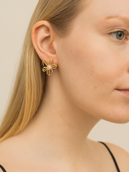 Hollow Floral Pearl Studs