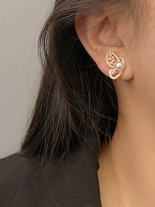 Pearl Butterfly Dainty Stud Earrings